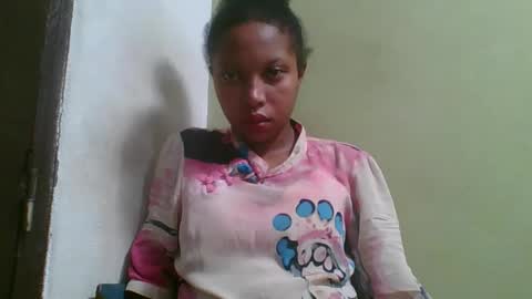 Snapshot of rinah654271 chatting on May 10, 2026, 5:23 am rinah654271 online show from May 10, 2026, 5:23 am