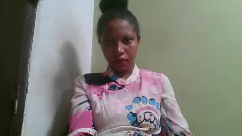 Snapshot of rinah654271 chatting on May 14, 2026, 2:51 am rinah654271 online show from May 14, 2026, 2:51 am