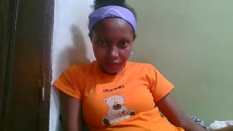 Snapshot of rinah654271 chatting on May 14, 2026, 2:57 pm rinah654271 online show from May 14, 2026, 2:57 pm