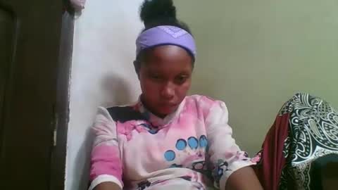 Snapshot of rinah654271 chatting on May 15, 2026, 5:42 pm rinah654271 online show from May 15, 2026, 5:42 pm