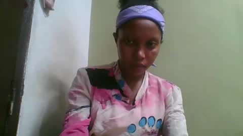 Snapshot of rinah654271 chatting on May 16, 2026, 10:36 am rinah654271 online show from May 16, 2026, 10:36 am