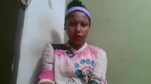 Snapshot of rinah654271 chatting on May 18, 2026, 2:29 am rinah654271 online show from May 18, 2026, 2:29 am