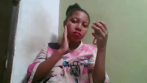 Snapshot of rinah654271 chatting on May 20, 2026, 3:13 am rinah654271 online show from May 20, 2026, 3:13 am