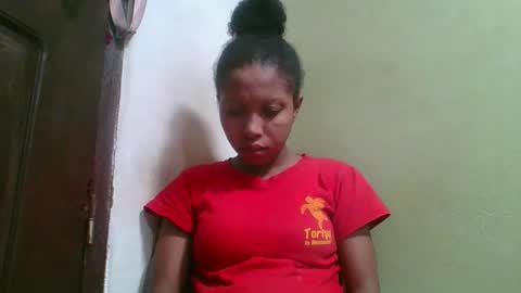 Snapshot of rinah654271 chatting on May 23, 2026, 2:50 am rinah654271 online show from May 23, 2026, 2:50 am