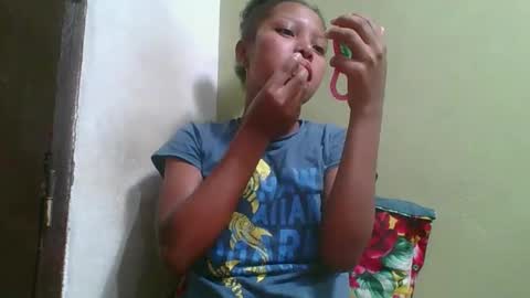 Snapshot of rinah654271 chatting on May 28, 2026, 2:53 am rinah654271 online show from May 28, 2026, 2:53 am
