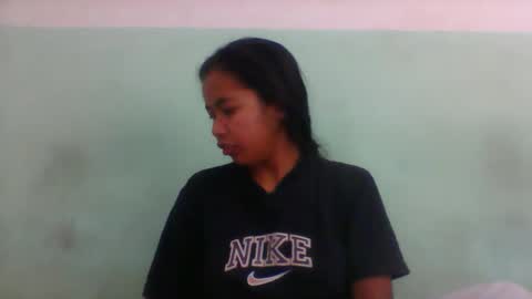 rinah856024 online show from May 17, 2026, 3:04 am