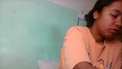 rinah856024 online show from May 28, 2026, 5:05 am