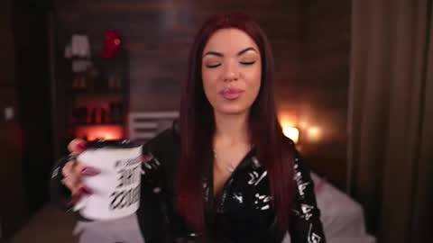 Snapshot of rinathequeen chatting on February 2, 2026, 6:45 am rinathequeen online show from February 2, 2026, 6:45 am