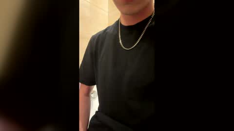 Snapshot of ripostek chatting on February 16, 2026, 4:36 pm ElJames online show from February 16, 2026, 4:36 pm