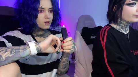   DianaBrite            fansl y online show from January 14, 2025, 11:42 am