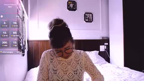 Snapshot of riri_rich chatting on January 24, 2025, 4:59 am Rita online show from January 24, 2025, 4:59 am