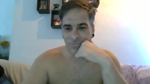 Snapshot of risa248 chatting on February 18, 2025, 11:44 am risa248 online show from February 18, 2025, 11:44 am