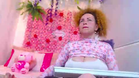 Risitos De Oro online show from October 17, 2025, 5:59 pm