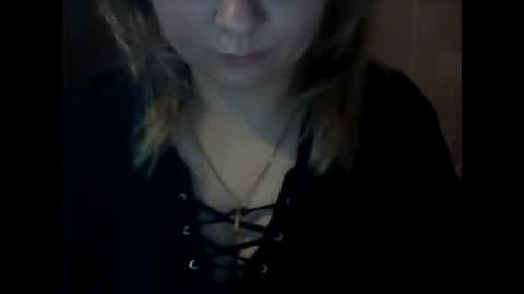 Snapshot of riveramaureen chatting on December 24, 2024, 6:33 am RiveraMaureen online show from December 24, 2024, 6:33 am