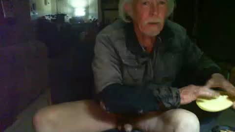 riveratggg online show from November 10, 2025, 8:19 pm