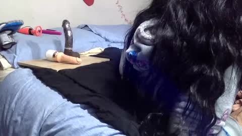 Snapshot of riversaint chatting on January 12, 2025, 3:14 pm River Saint online show from January 12, 2025, 3:14 pm