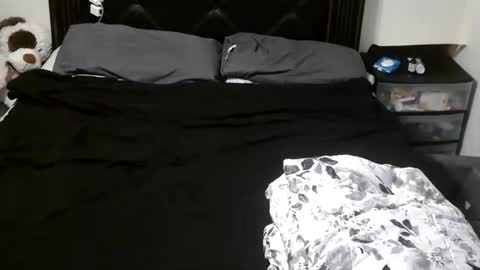 Snapshot of riversaint chatting on September 21, 2025, 10:50 am River Saint online show from September 21, 2025, 10:50 am