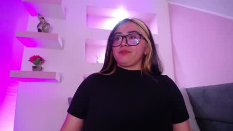 Snapshot of rixvenom chatting on December 3, 2024, 3:30 am RIX VENOM online show from December 3, 2024, 3:30 am