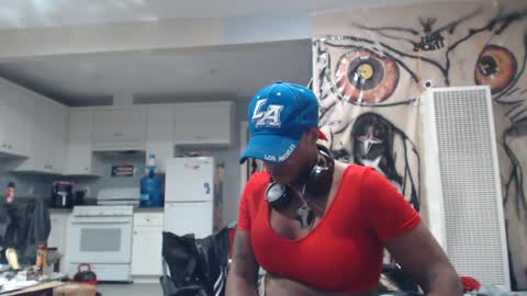 Nikki Thickts online show from January 17, 2025, 3:34 am