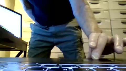 rlcock1 online show from October 28, 2025, 9:02 am