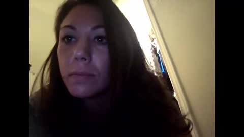 Snapshot of rnrbeauty99 chatting on October 5, 2025, 5:06 am rnrbeauty99 online show from October 5, 2025, 5:06 am
