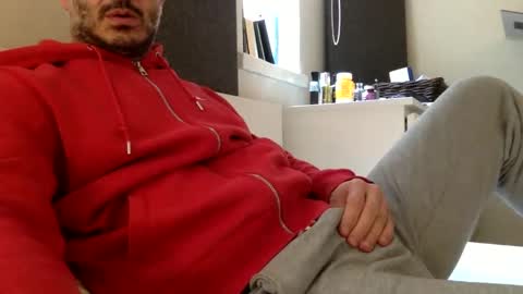 20cm online show from February 11, 2025, 9:20 am