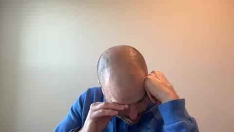 roadking1122 online show from December 1, 2025, 3:06 pm