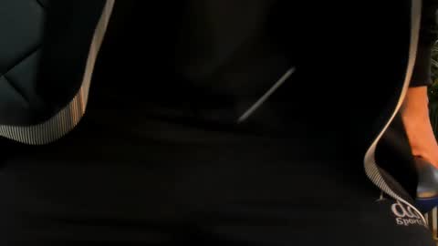 Roan Birkin online show from March 30, 2026, 7:15 pm