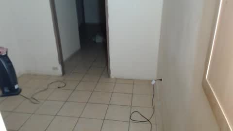 RoastingCorn online show from December 18, 2025, 8:09 am