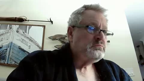 Snapshot of rob872217 chatting on January 24, 2025, 1:03 pm rob872217 online show from January 24, 2025, 1:03 pm