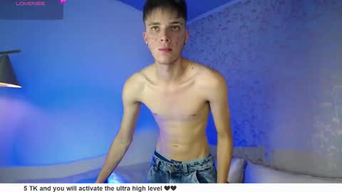 Snapshot of robbinblaze chatting on September 24, 2025, 8:45 pm Robbin online show from September 24, 2025, 8:45 pm