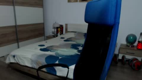 robbyshawz online show from April 17, 2026, 4:37 am