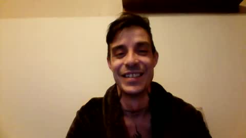 Snapshot of rober777xxl chatting on January 7, 2025, 1:59 am rober777xxl online show from January 7, 2025, 1:59 am
