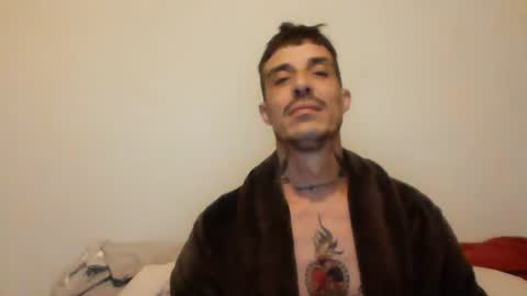 Snapshot of rober777xxl chatting on October 8, 2025, 11:02 pm rober777xxl online show from October 8, 2025, 11:02 pm