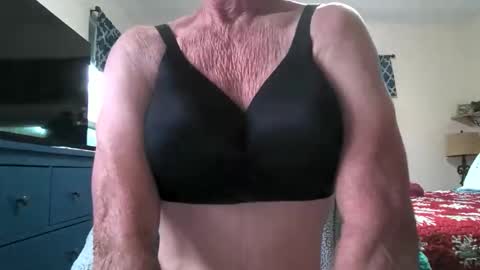 robert online show from November 28, 2025, 9:17 pm