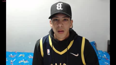 Snapshot of robert_kingg chatting on February 17, 2026, 11:29 am robert_kingg online show from February 17, 2026, 11:29 am