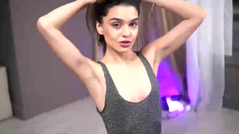 Snapshot of robertarosetti chatting on January 9, 2026, 11:57 am Roberta online show from January 9, 2026, 11:57 am