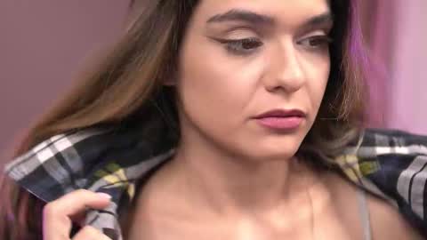 Snapshot of robertarosetti chatting on February 8, 2026, 11:02 am Roberta online show from February 8, 2026, 11:02 am