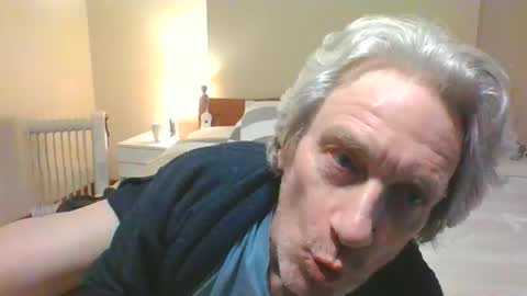 Snapshot of roberthorny69xxx chatting on March 6, 2025, 11:25 am Robert online show from March 6, 2025, 11:25 am