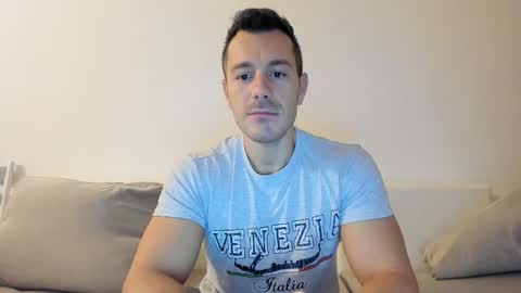 roberto4ever online show from February 28, 2026, 4:46 am