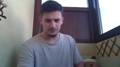 Snapshot of roberto_twink1 chatting on January 12, 2026, 7:46 am Roberto online show from January 12, 2026, 7:46 am