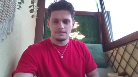 Snapshot of roberto_twink1 chatting on March 30, 2026, 7:31 am Roberto online show from March 30, 2026, 7:31 am