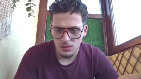 Snapshot of roberto_twink1 chatting on April 27, 2026, 5:38 am Roberto online show from April 27, 2026, 5:38 am