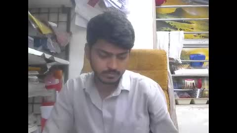 Snapshot of robertsalia220 chatting on February 18, 2026, 8:32 am Robertsalia online show from February 18, 2026, 8:32 am