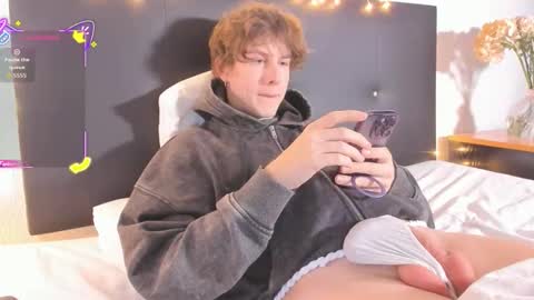 Snapshot of robfavorite1 chatting on January 8, 2026, 8:55 pm robfavorite1 online show from January 8, 2026, 8:55 pm