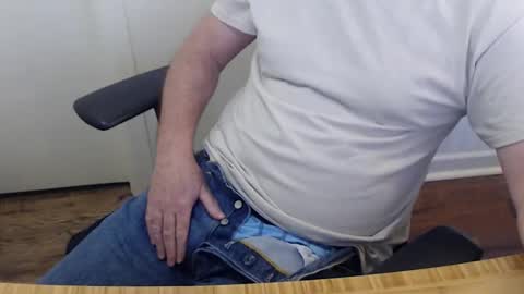 robidan6923 online show from March 24, 2026, 12:21 pm