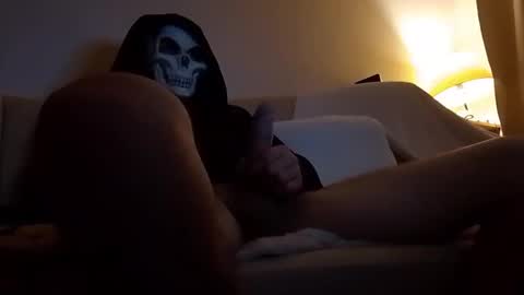 Snapshot of robikk43 chatting on October 29, 2025, 1:52 am robikk43 online show from October 29, 2025, 1:52 am