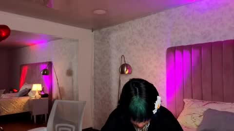 Snapshot of robinbennett chatting on September 26, 2025, 1:15 pm robin D online show from September 26, 2025, 1:15 pm