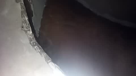 R online show from October 4, 2025, 3:59 am