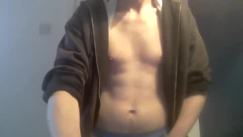 Snapshot of robinlondon chatting on February 16, 2025, 3:59 pm robinlondon online show from February 16, 2025, 3:59 pm